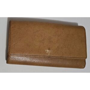 Vintage Fossil Tan Leather Wallet With Yellow Interior & Zip Closure